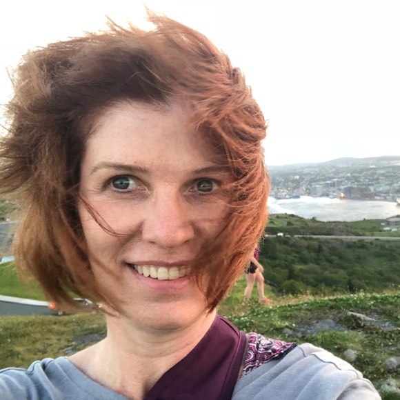 Meet your Posher, Lynn - Picture 3 of 11